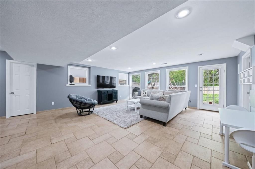8604 W 153 Street — photo 25