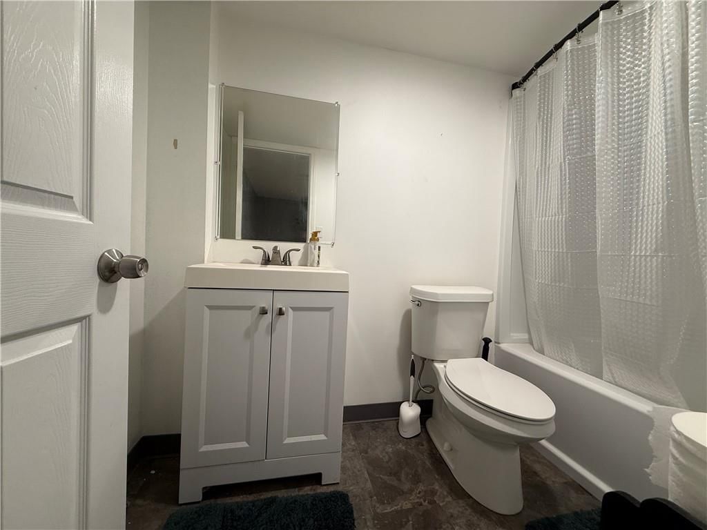 428 Delaware Street — photo 20