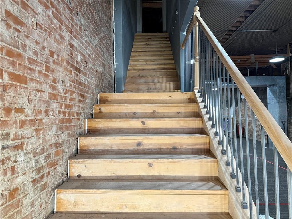 428 Delaware Street — photo 28