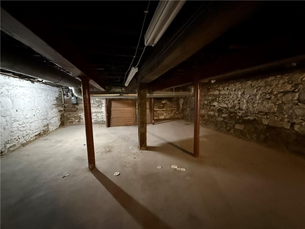 428 Delaware Street — photo 38