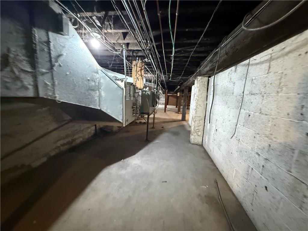 428 Delaware Street — photo 39