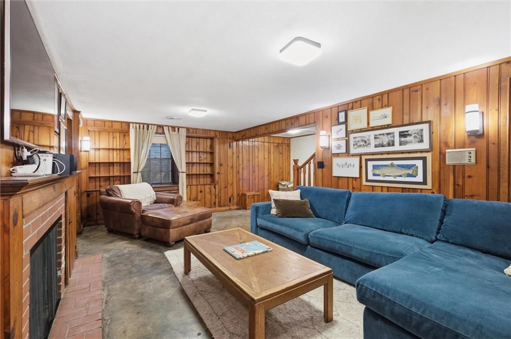 443 W 66th Terrace — photo 34