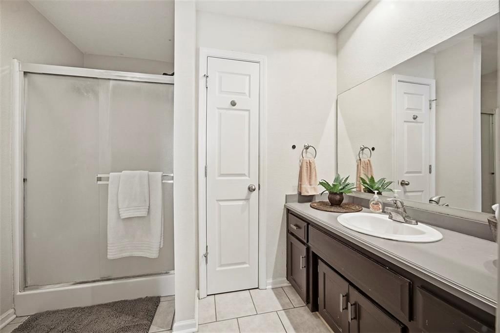385 W Acorn Street — photo 24