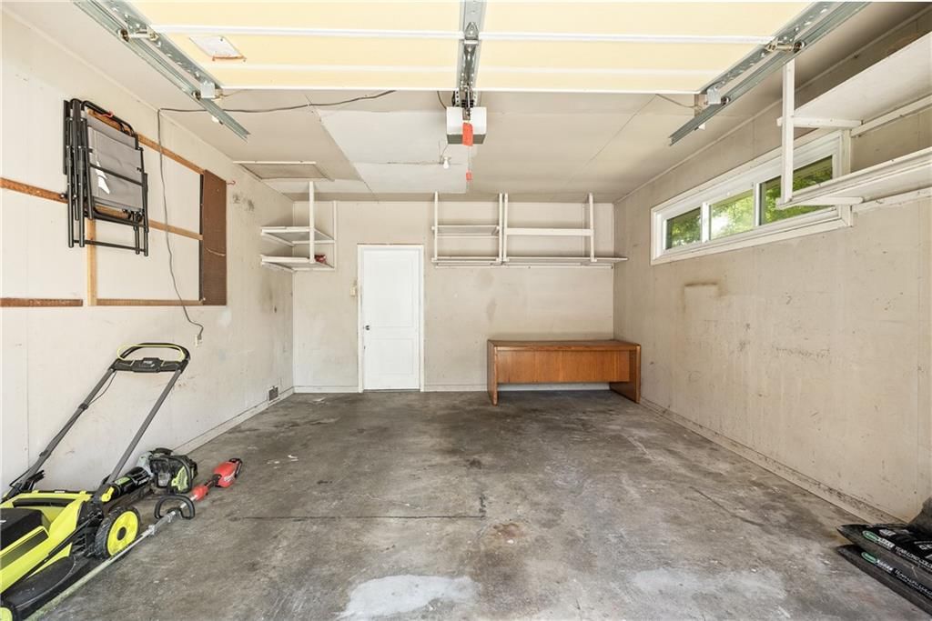 2828 N 32nd Street — photo 25