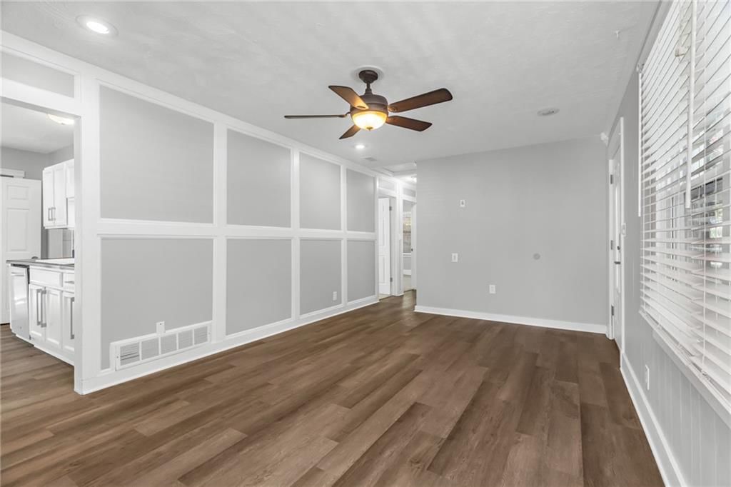 6436 Kimball Avenue — photo 8