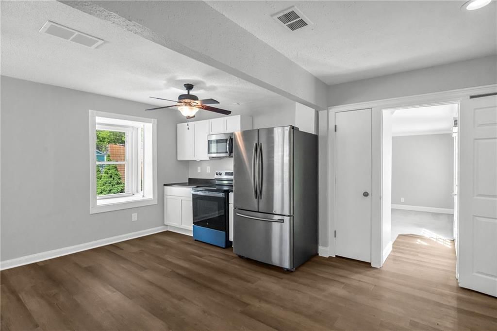 6436 Kimball Avenue — photo 9