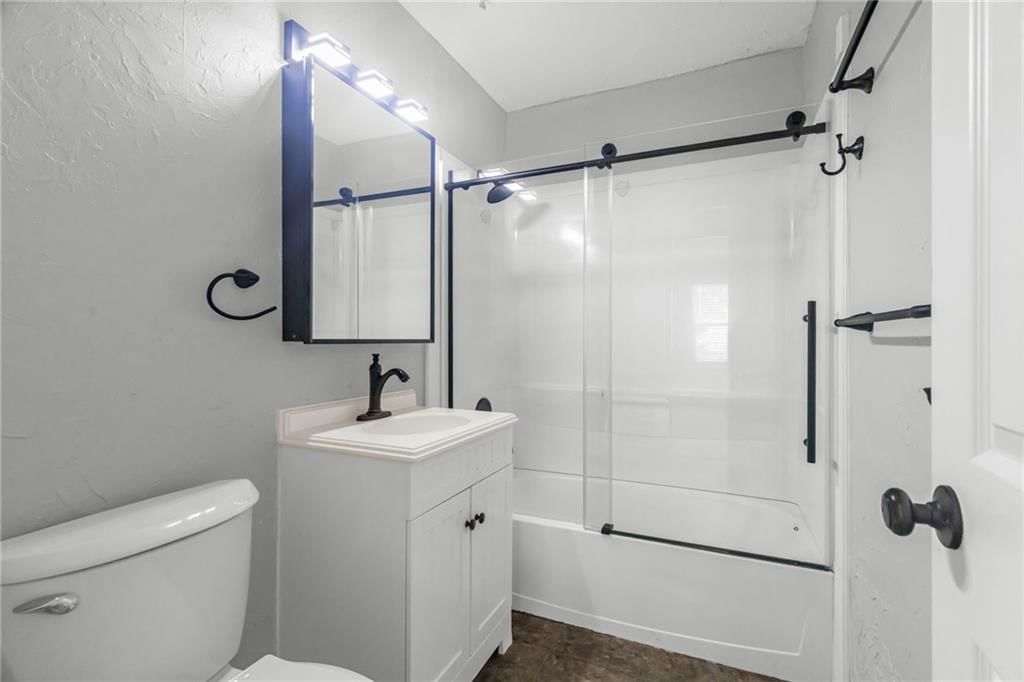 6436 Kimball Avenue — photo 23