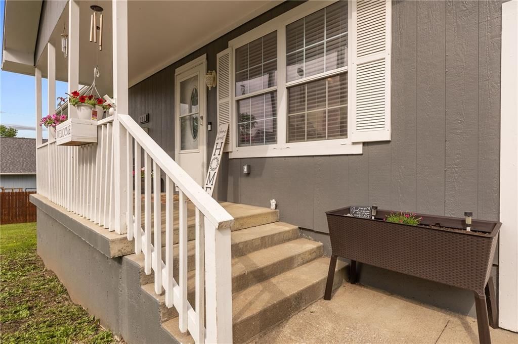 900 Oak Terrace — photo 5