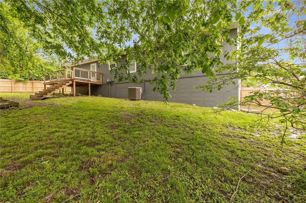 900 Oak Terrace — photo 38