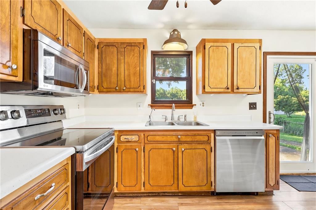 128 SW 18TH Street — photo 16
