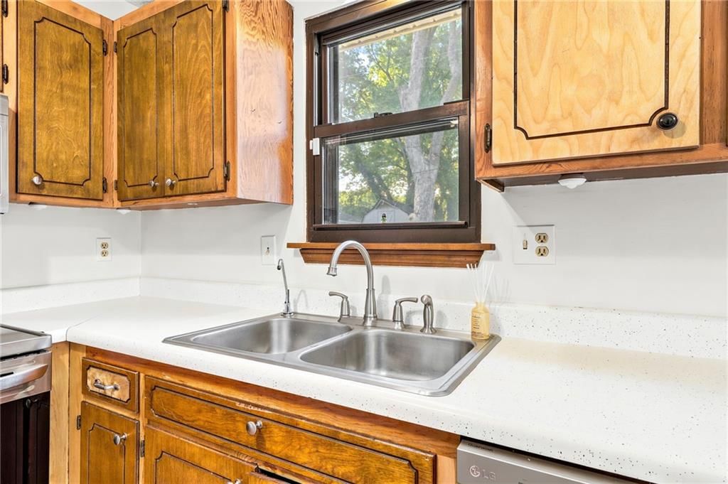 128 SW 18TH Street — photo 17