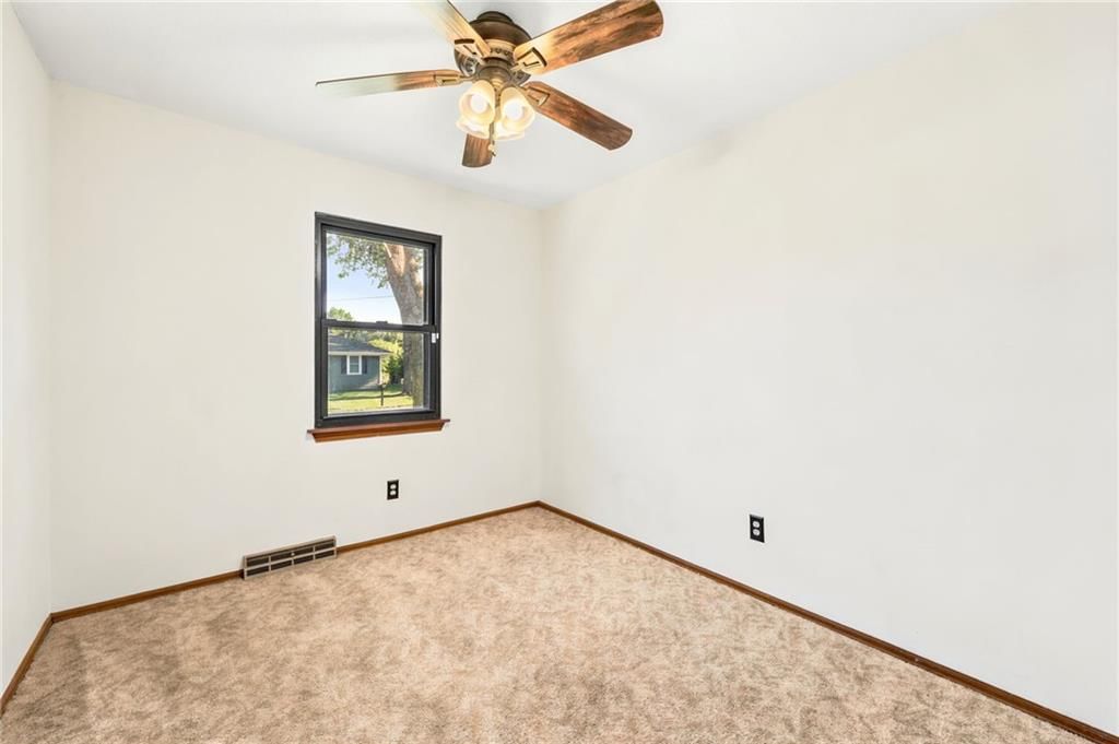128 SW 18TH Street — photo 21