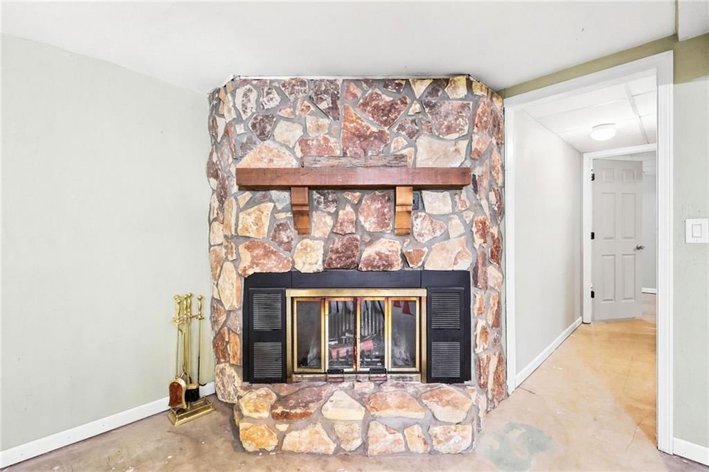 128 SW 18TH Street — photo 32