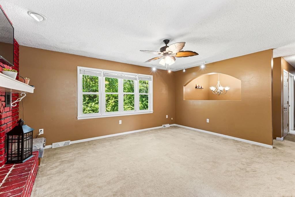 4325 Miller Road — photo 4