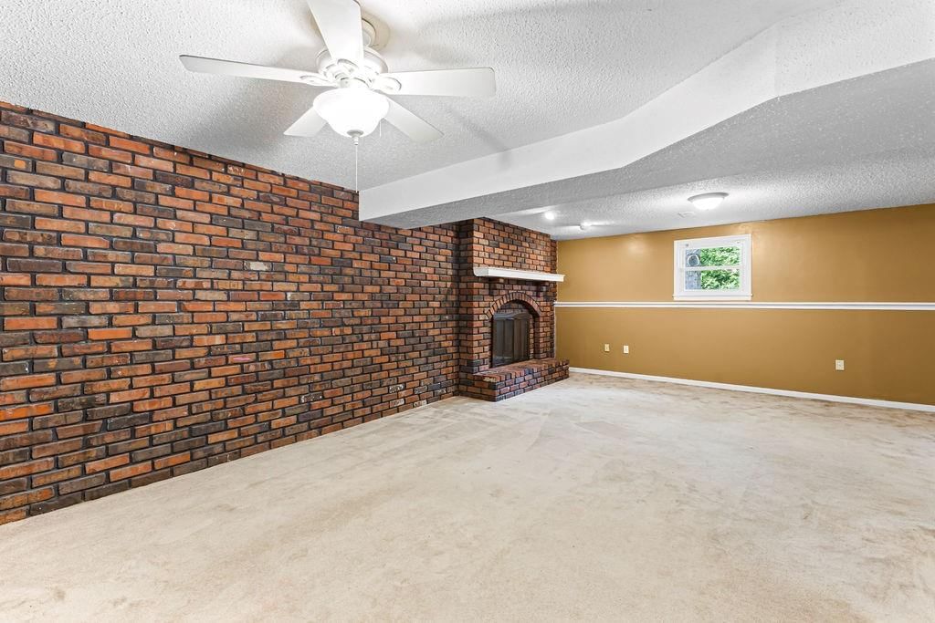 4325 Miller Road — photo 30