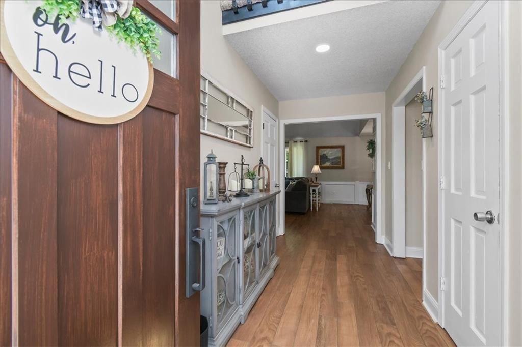 528 SE Country Lane — photo 4
