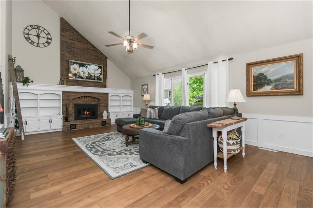 528 SE Country Lane — photo 6