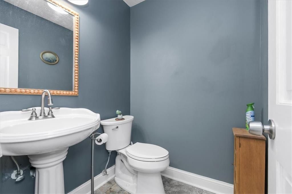 528 SE Country Lane — photo 18