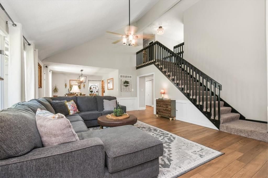 528 SE Country Lane — photo 21
