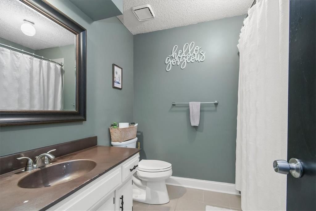 528 SE Country Lane — photo 25