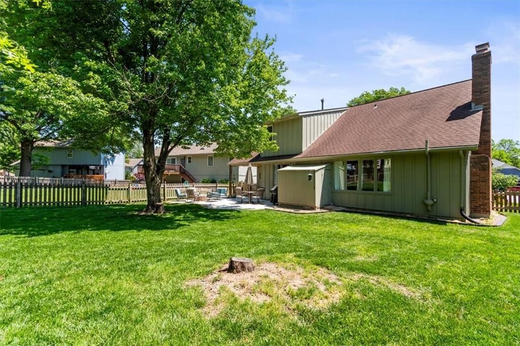528 SE Country Lane — photo 33
