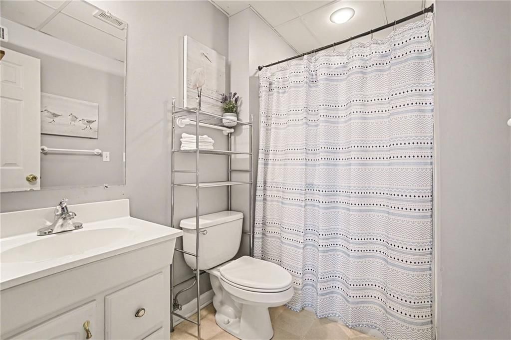 1549 Chauncey Avenue — photo 31