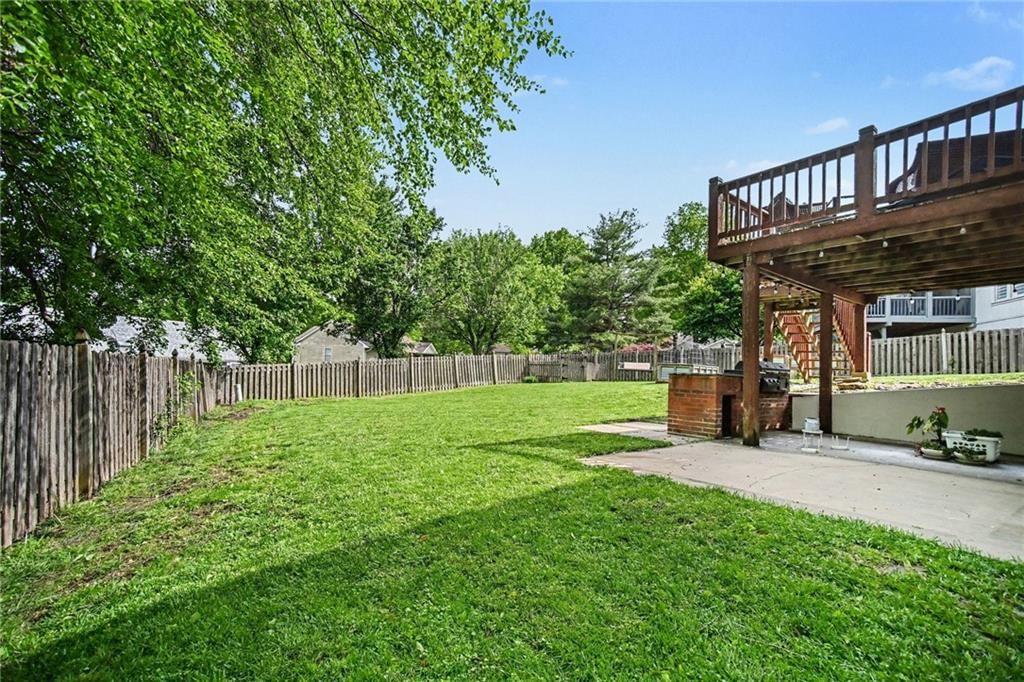 1549 Chauncey Avenue — photo 33