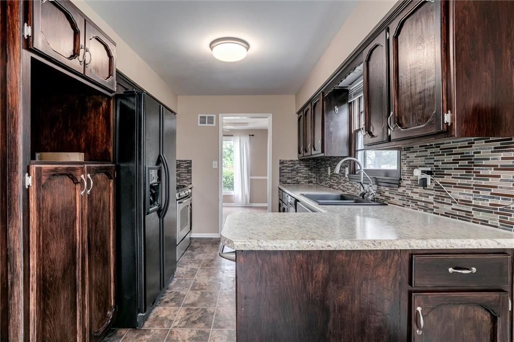 7302 Earnshaw Street — photo 12