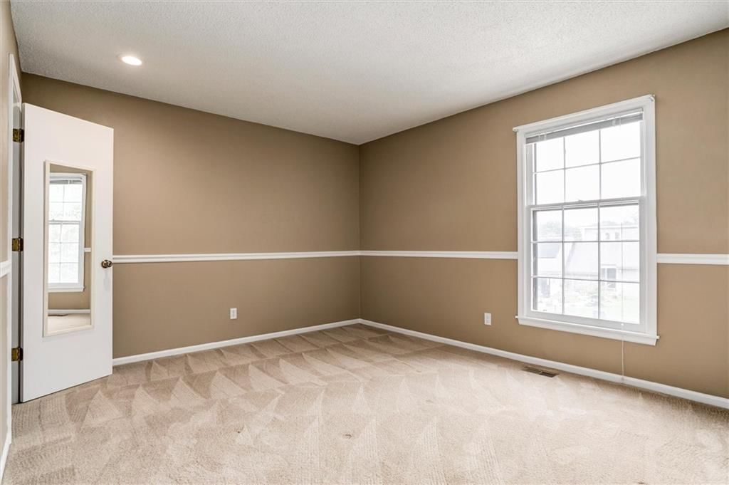 7302 Earnshaw Street — photo 20