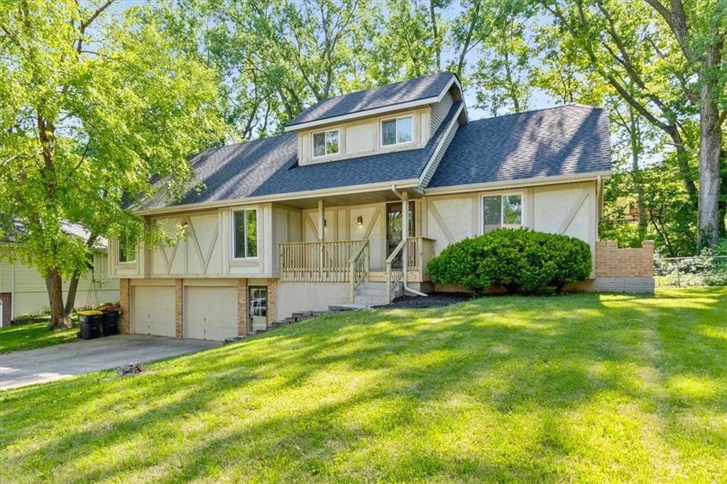 5605 Verlin Drive — photo 2