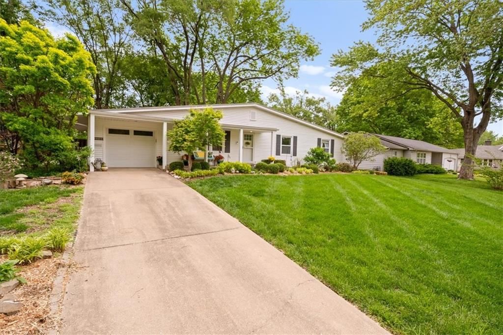 5909 Goddard Street — photo 4