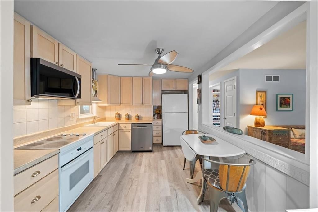 5909 Goddard Street — photo 13