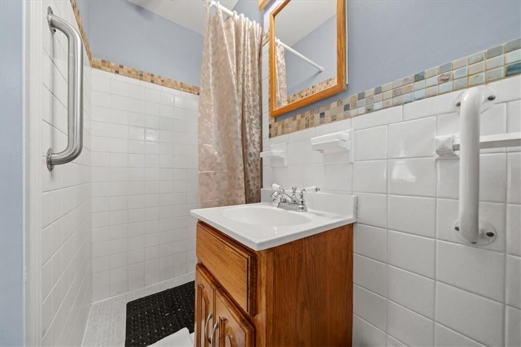 5909 Goddard Street — photo 16