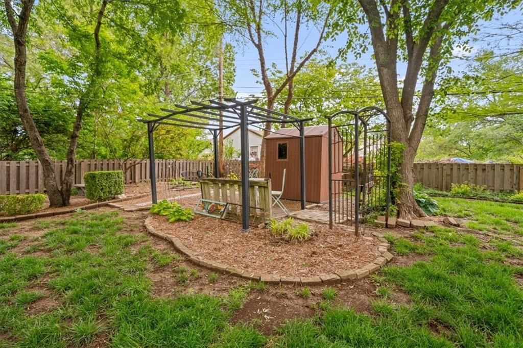 5909 Goddard Street — photo 29