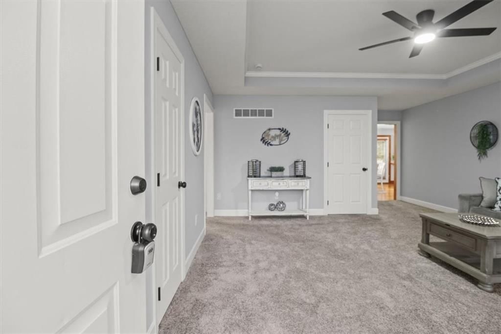 2515 N 100th Street — photo 9