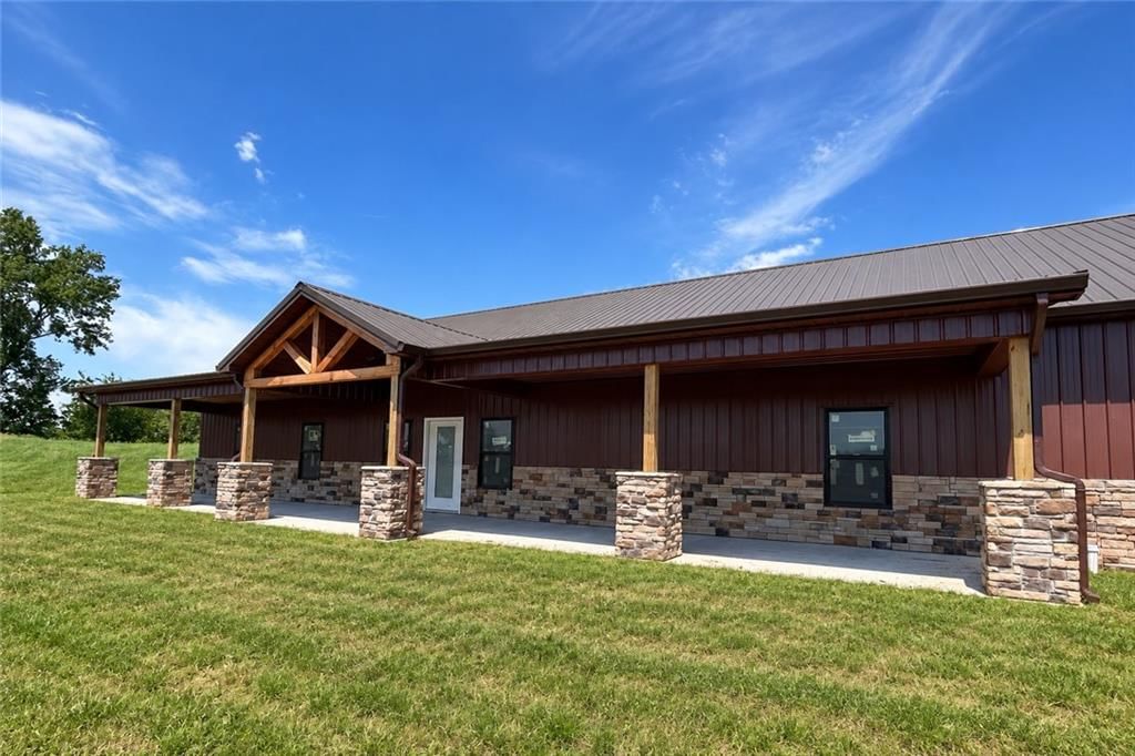 20014 Woodend Road, Linwood, KS: listing photo 3