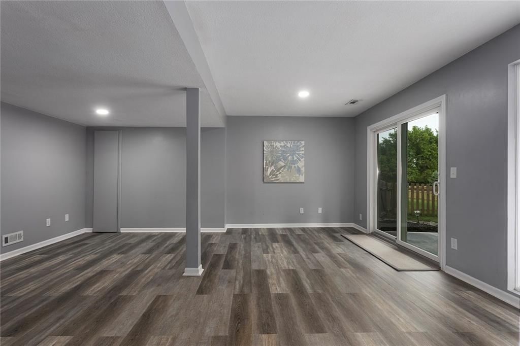 16221 W 158th Street — photo 29