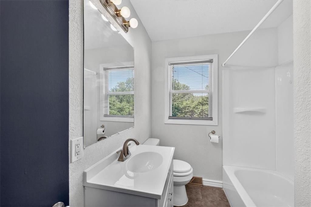 8216 STERLING Avenue — photo 23