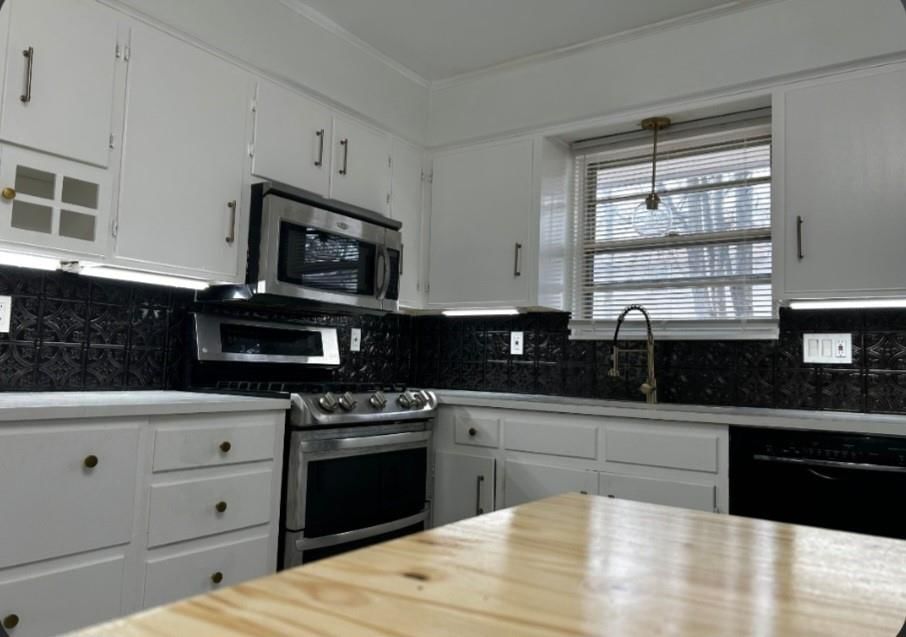 8844 Summit Street — photo 2