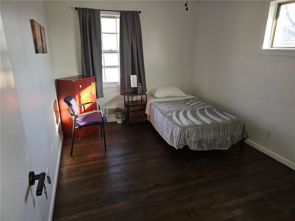 8844 Summit Street — photo 10