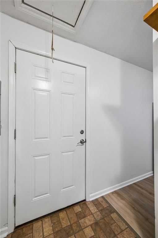 8400 Greenwood Street — photo 4