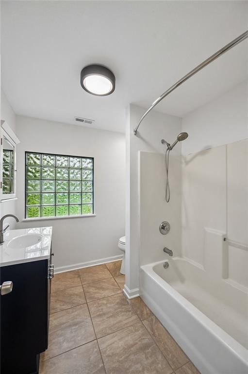 8400 Greenwood Street — photo 13