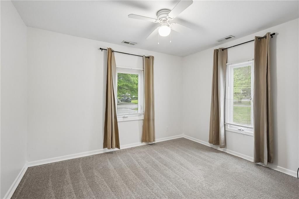 8400 Greenwood Street — photo 15
