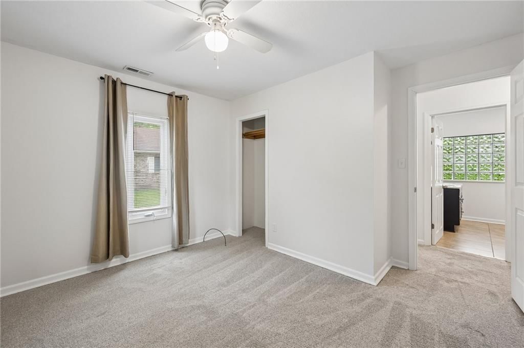 8400 Greenwood Street — photo 17