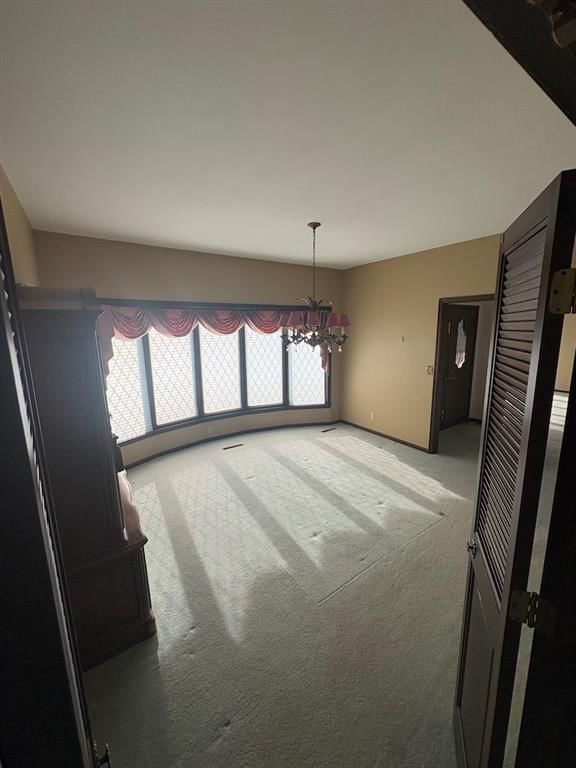 914 Country Club Drive — photo 15