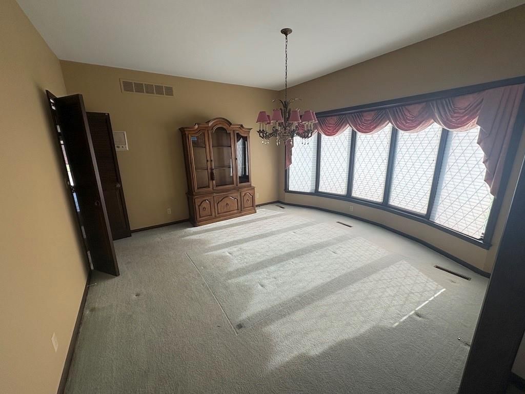 914 Country Club Drive — photo 16