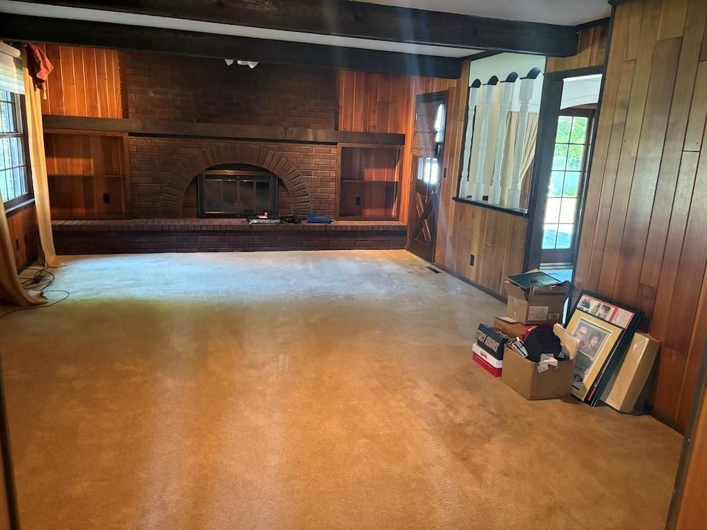914 Country Club Drive — photo 22