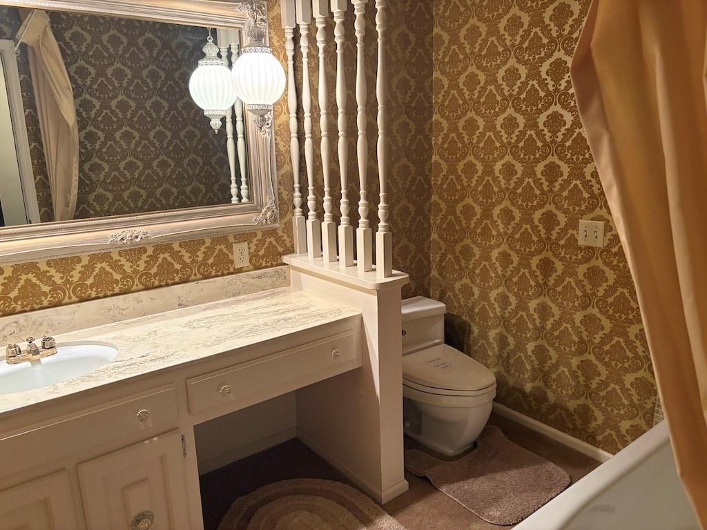 914 Country Club Drive — photo 37