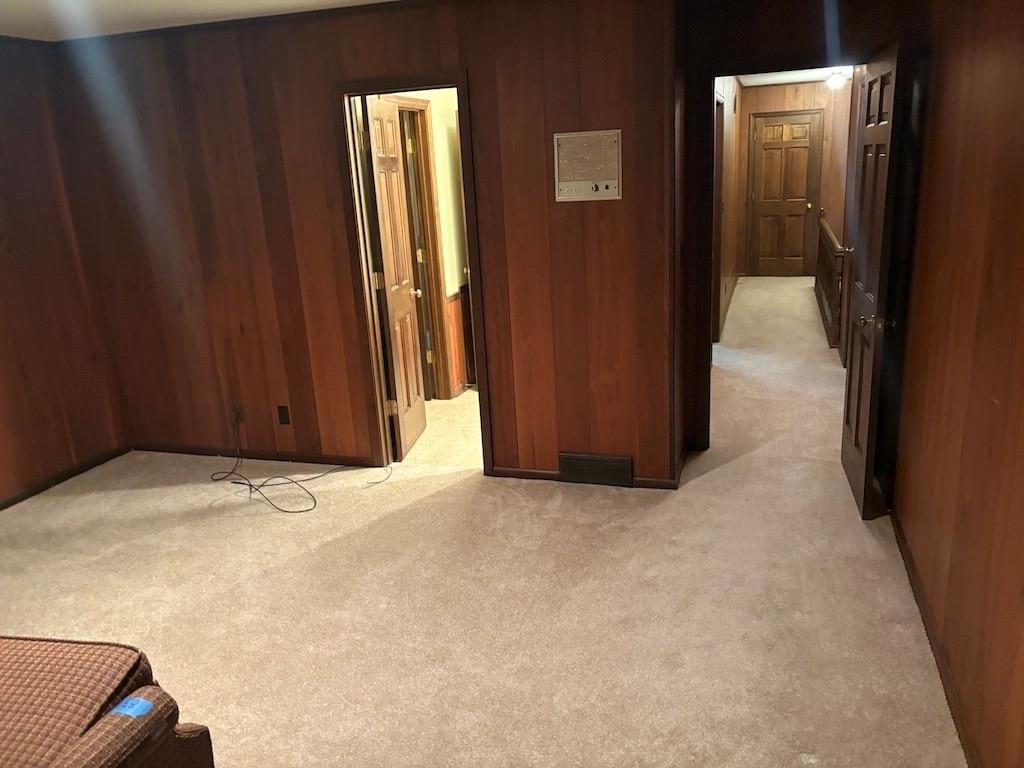 914 Country Club Drive — photo 54
