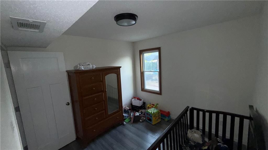 401 W Chestnut Street — photo 19